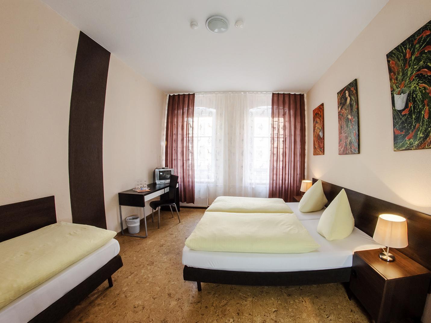 Hotel-Pension Victoria Berlin Exterior photo